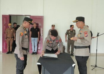 Komitmen Polda Riau ; kapolres Rohil lantik Kapolsek baru langkah preventif dan membentuk Desa Bersinar (Bersih dari Narkoba) Panipahan sebagai pilot project.