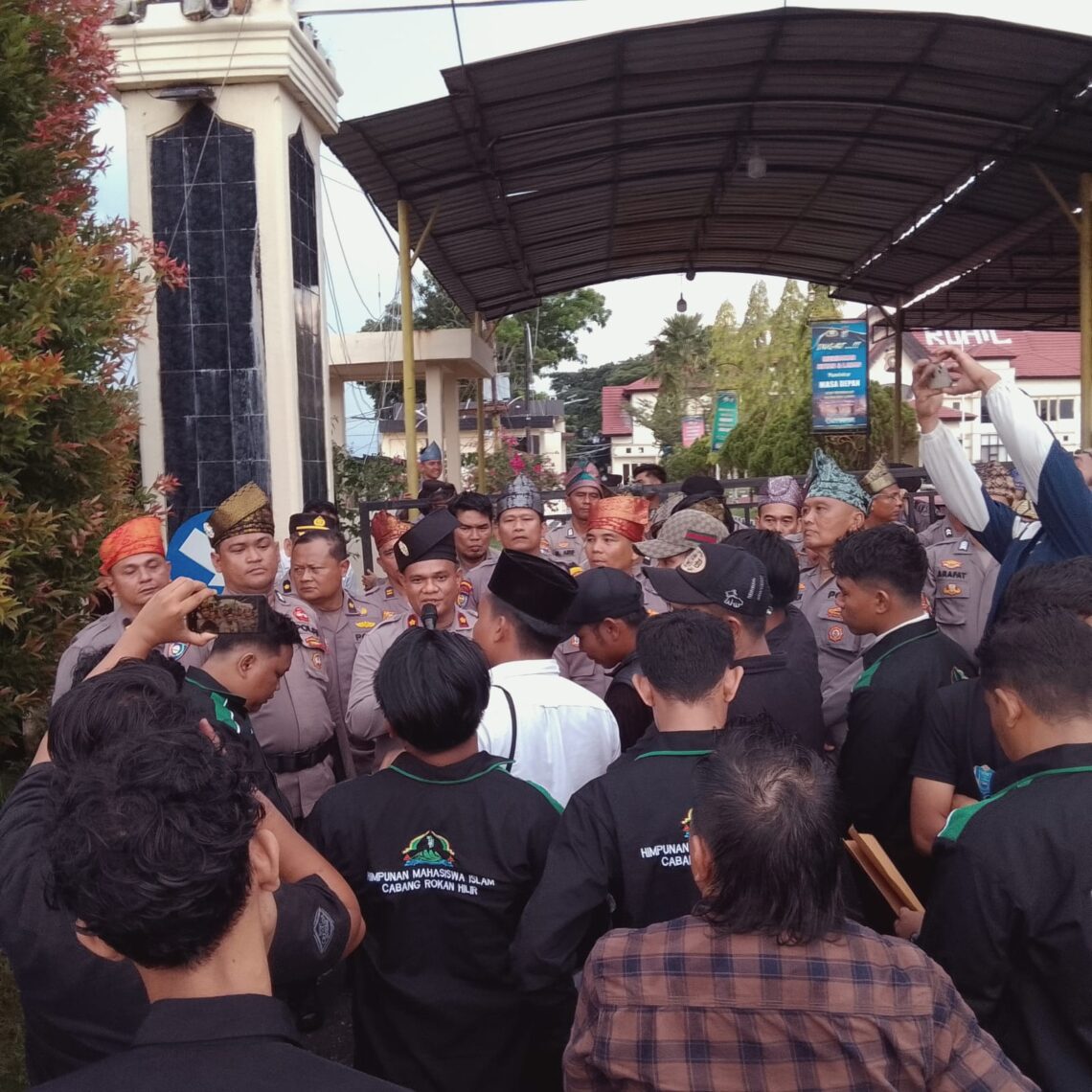 Beri Rapor Merah Hingga Tuntut Copot Kapolres Rohil, Ini 5 Tuntutan Pengunjukrasa 